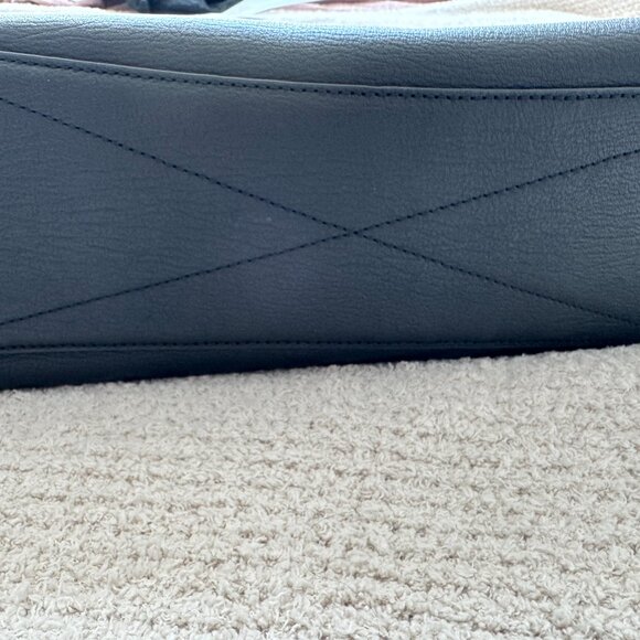 MARC JACOBS The Protege LARGE Leather Tote Color: BLACK /Gold Dust Bag - Picture 5 of 15